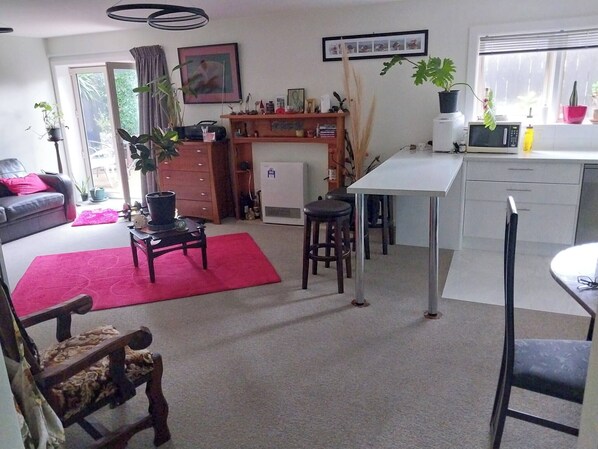 Dortoir Partagé, 1 chambre, accessible aux personnes à mobilité réduite, vue jardin | Salle de séjour