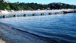 Felles sovesal, 1 soverom, tilgjengelighetstilpasset, hageutsikt | Strand