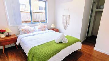 4 bedrooms, iron/ironing board, travel crib, free WiFi