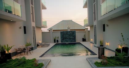 Maison Luxe Apartments