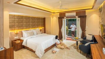 Signature Double Room, Air conditioning | Room amenity