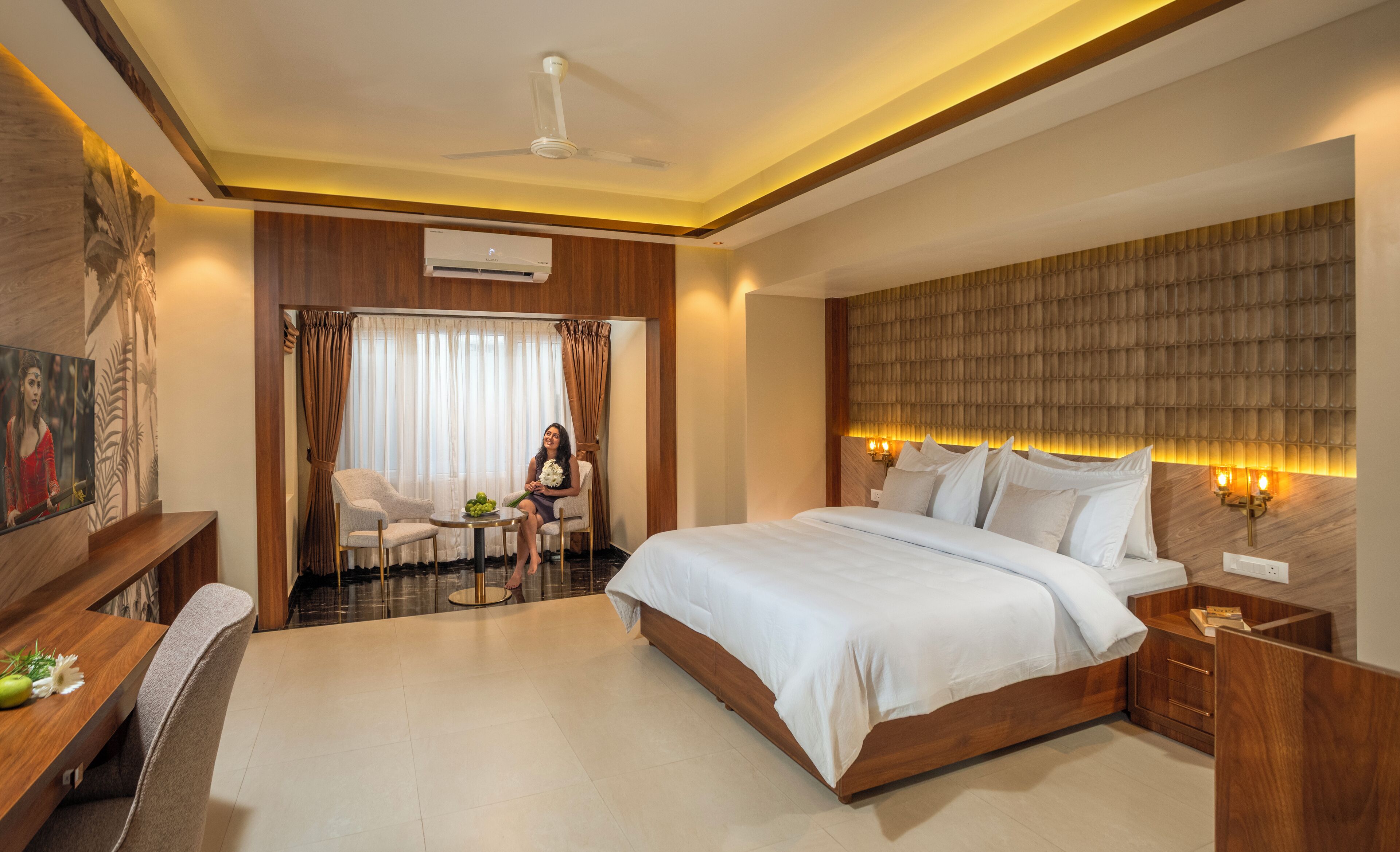 Luxury Double Room | In-room safe, desk, blackout drapes, soundproofing