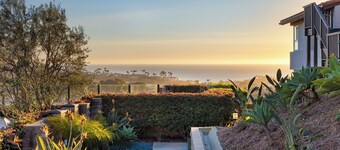 Pool, Hot Tub & Minutes to Dana Point Harbor | Ritz Pointe Condo by AvamtStay