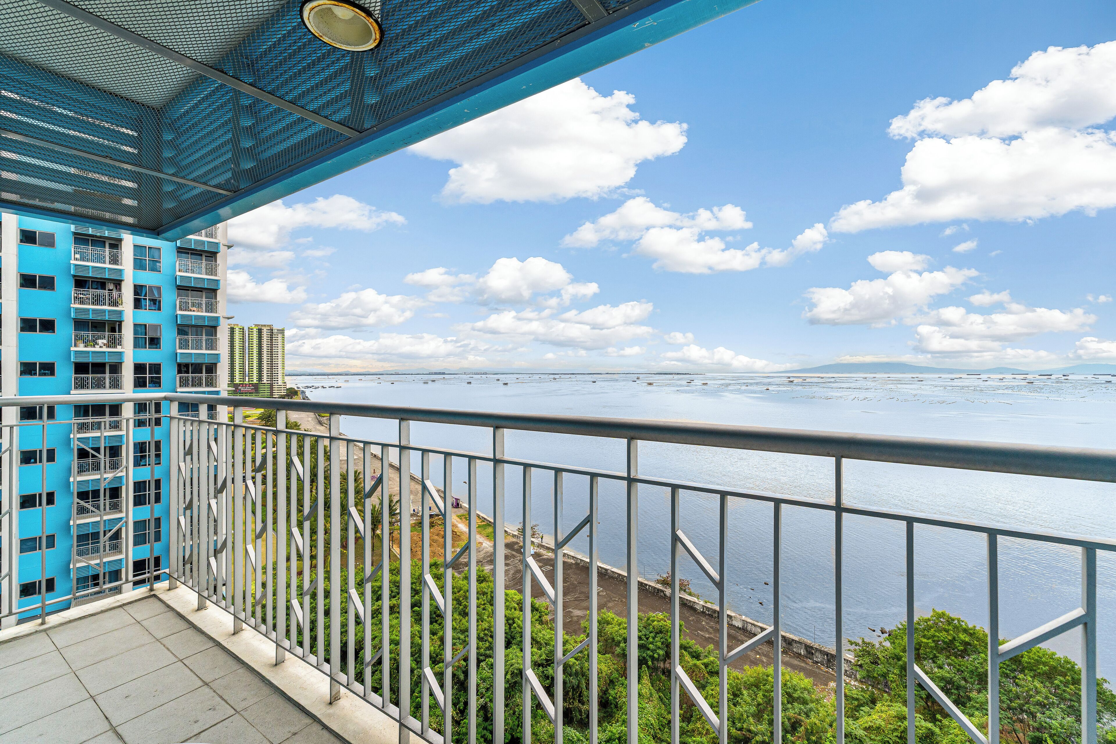 Family Condo | Pemandangan balkoni