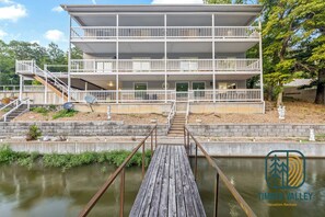 Exterior - 9BR, 5 Bath Lakefront Retreat w/ Boat Ramp & Dock (Edwards)