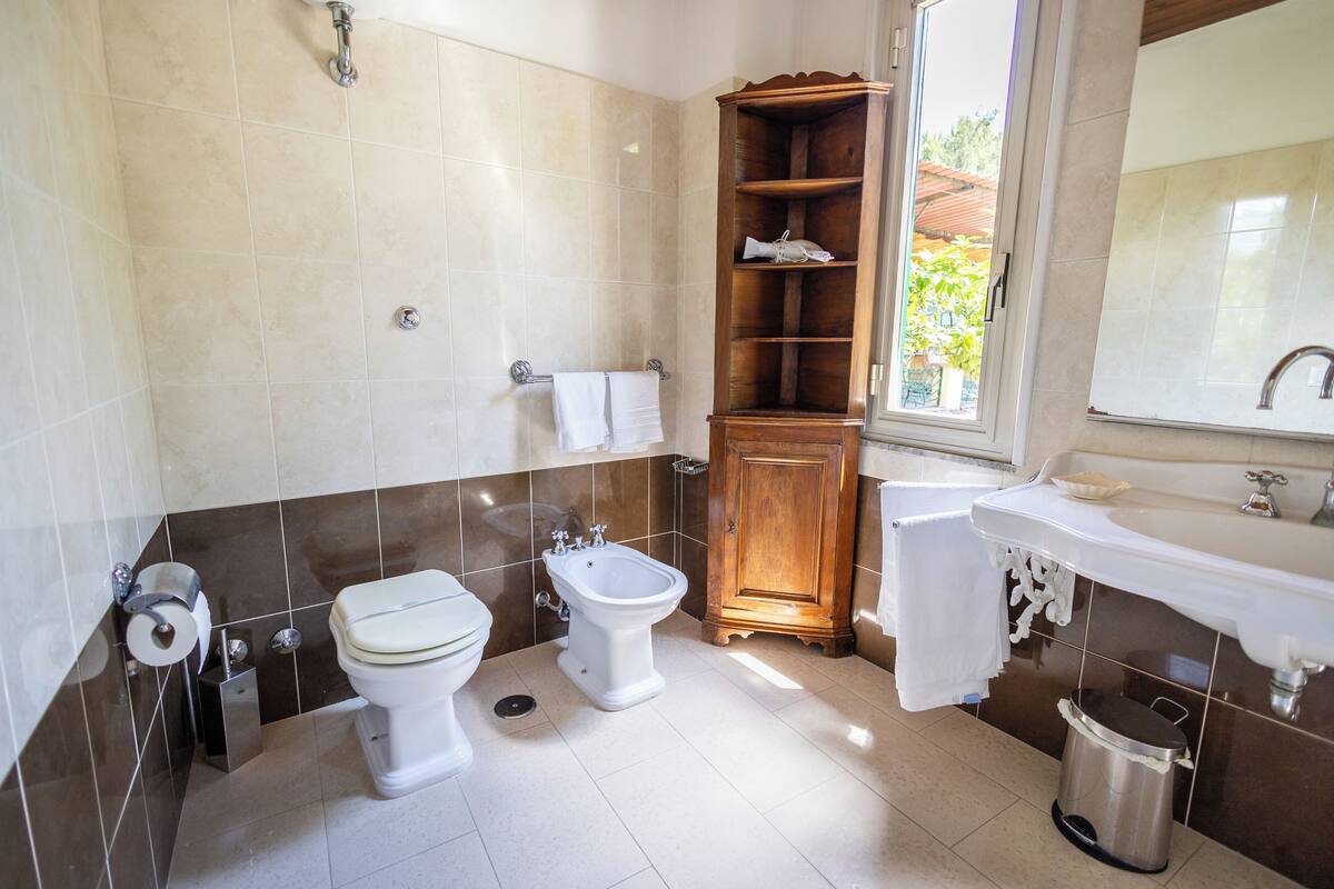 Double Room, Garden View | Free WiFi