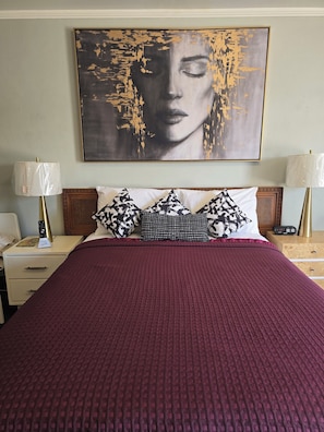 1 bedroom, iron/ironing board, internet, bed sheets