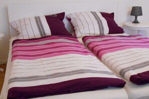 2 bedrooms, iron/ironing board, travel crib, free WiFi