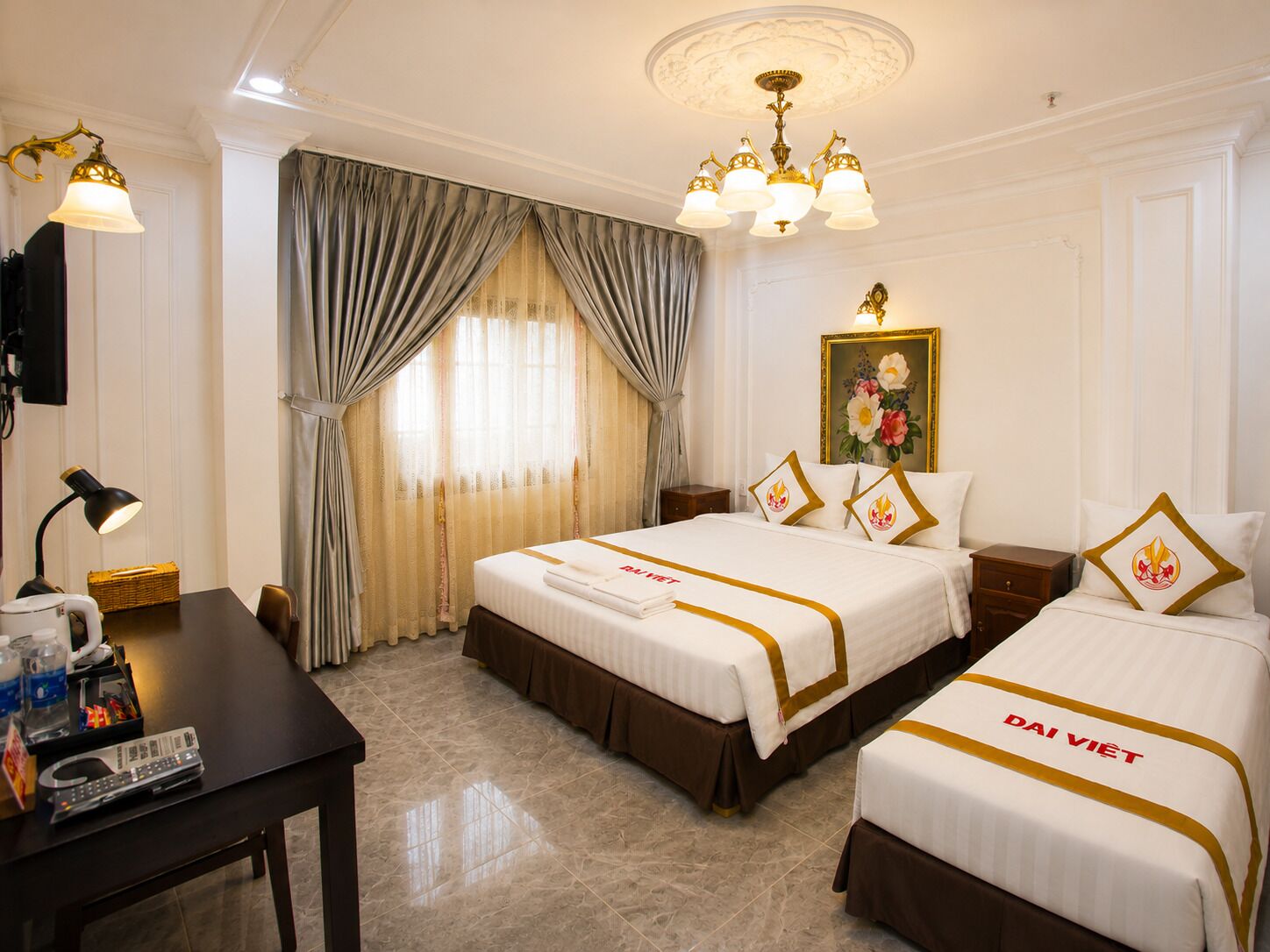 Premier Triple Room, Non Smoking, Housekeeping | Minibar, desk, free WiFi