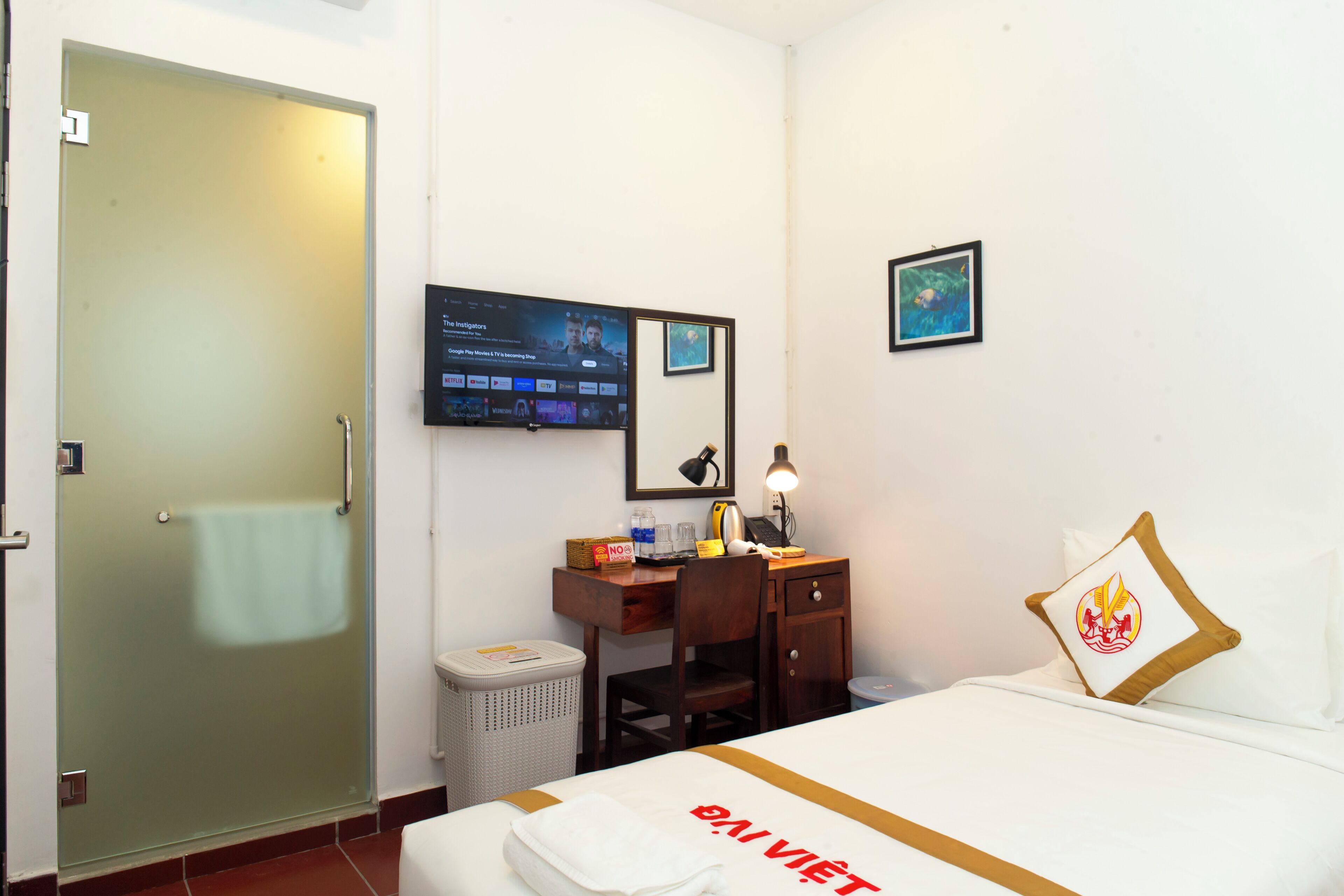 Junior Room, 1 Queen Bed, Air conditioning, Ground Floor