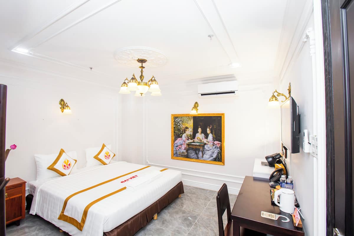 Chambre Deluxe, 1 très grand lit | Bureau, Wi-Fi gratuit