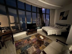 1 bedroom, iron/ironing board, Internet