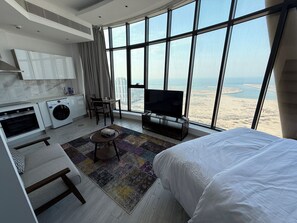 1 bedroom, iron/ironing board, Internet
