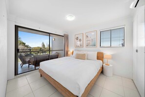2 bedrooms, iron/ironing board, travel cot, WiFi