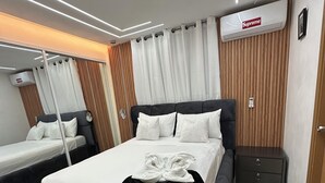 3 bedrooms, internet, bed sheets