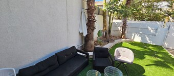 Lovely studio with AC in Haifa