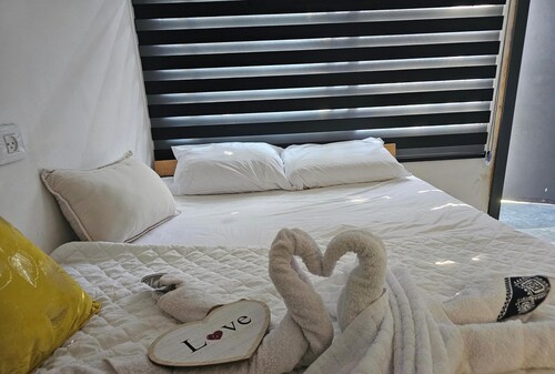 Lovely studio with AC in Haifa