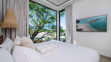 12 bedrooms, desk, iron/ironing board, travel cot