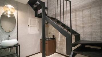 Executive Triple Room | Free WiFi