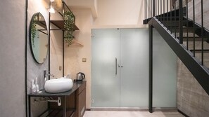 Loft | Free WiFi - Hotel Calmo Hamilton (Singapore)