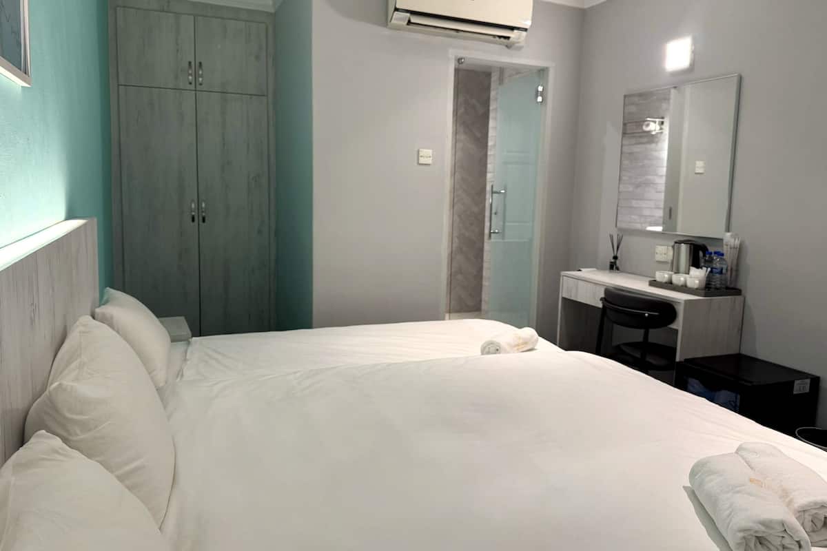 Superior Triple Room | Free WiFi