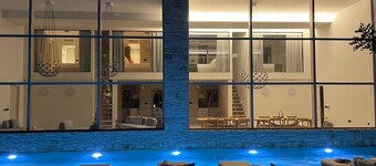 Redefine vacation at Villa Beyond. A Helena Luxus property that goes beyond!