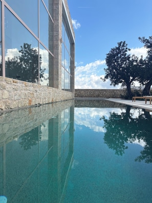 Piscine extérieure, piscine chauffée