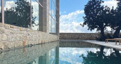 Redefine vacation at Villa Beyond. A Helena Luxus property that goes beyond!