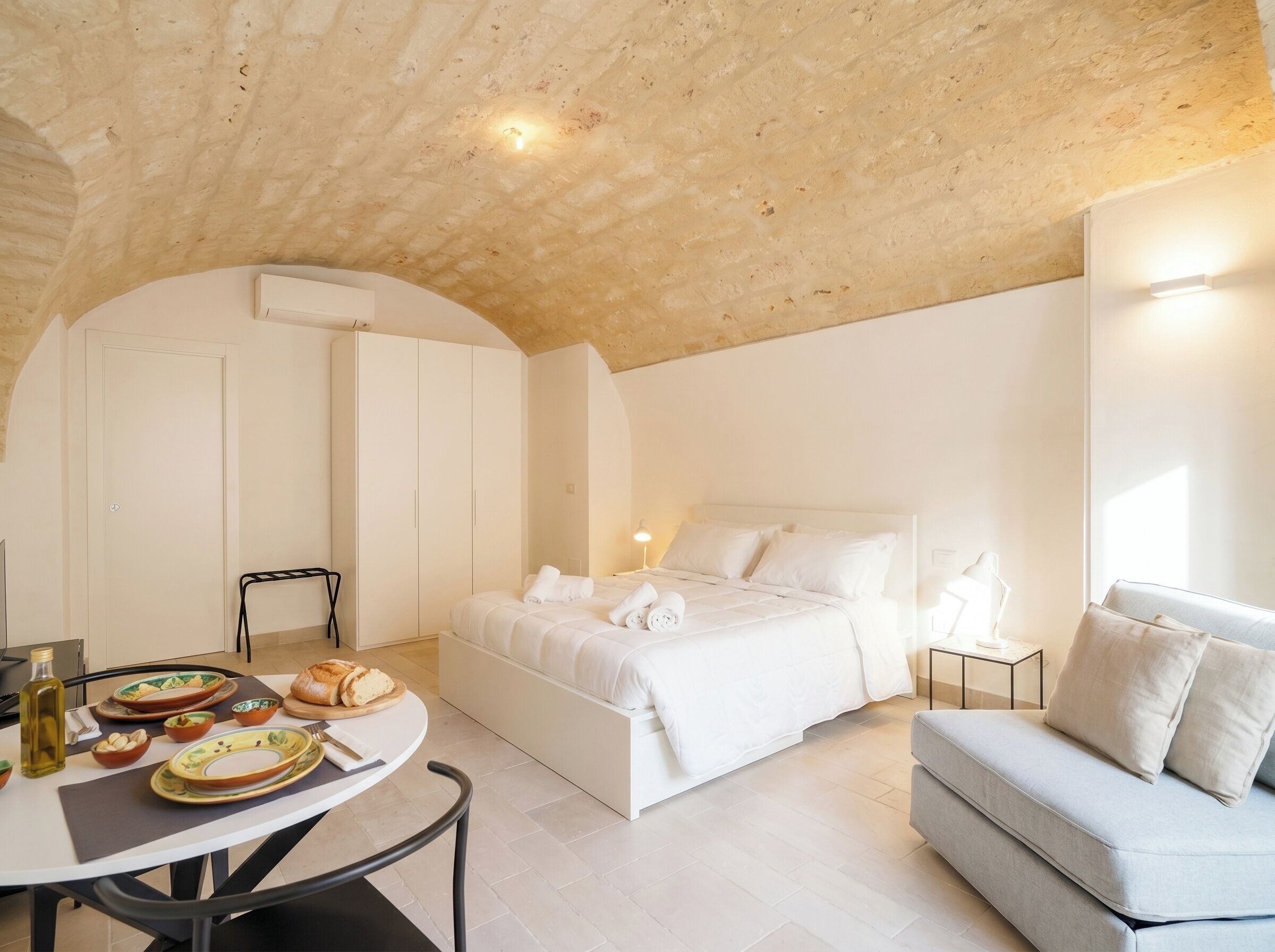 Kamar Triple Klasik, Bebas Asap Rokok, AC | Setrika/meja setrika, Wi-Fi gratis, dan seprai linen