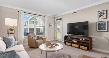Powell Retreat | Attached Garage | Walk-In Shower