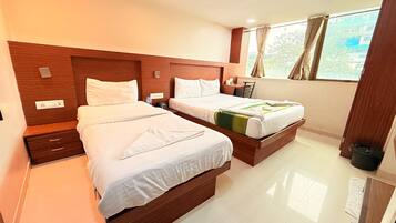 Deluxe Triple Room, City View