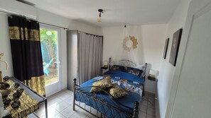 1 bedroom, iron/ironing board, free WiFi, bed sheets - T2 cosy and bright, 40 square metres
DRC
Quiet area 600 metres from the beach (Les Trois-Îlets)