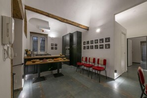 Interior entrance - Ballarooms Experience (Palermo)