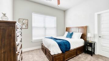 6 chambres, fer et planche Ă repasser, Wi-Fi, draps fournis