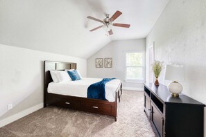 6 dormitorios, tabla de planchar con plancha, wifi y ropa de cama