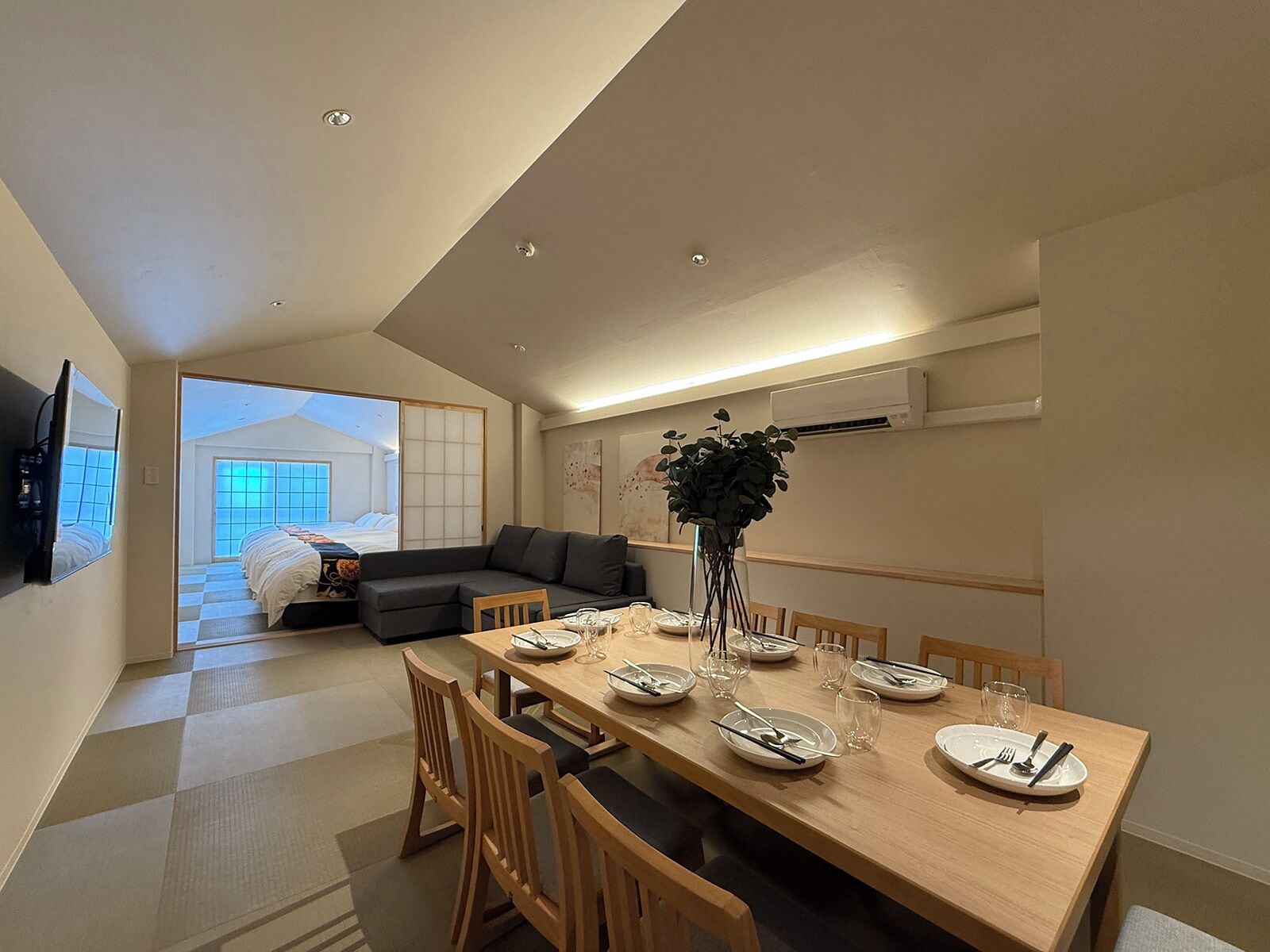 Luxury Apartment | Dining room