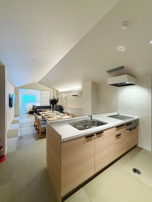 Luxury Apartment | Private kitchen | Electric kettle