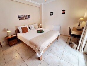 2 chambres, fer et planche à repasser, Wi-Fi, literie fournie