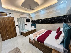 10 habitaciones, wifi gratis y ropa de cama 