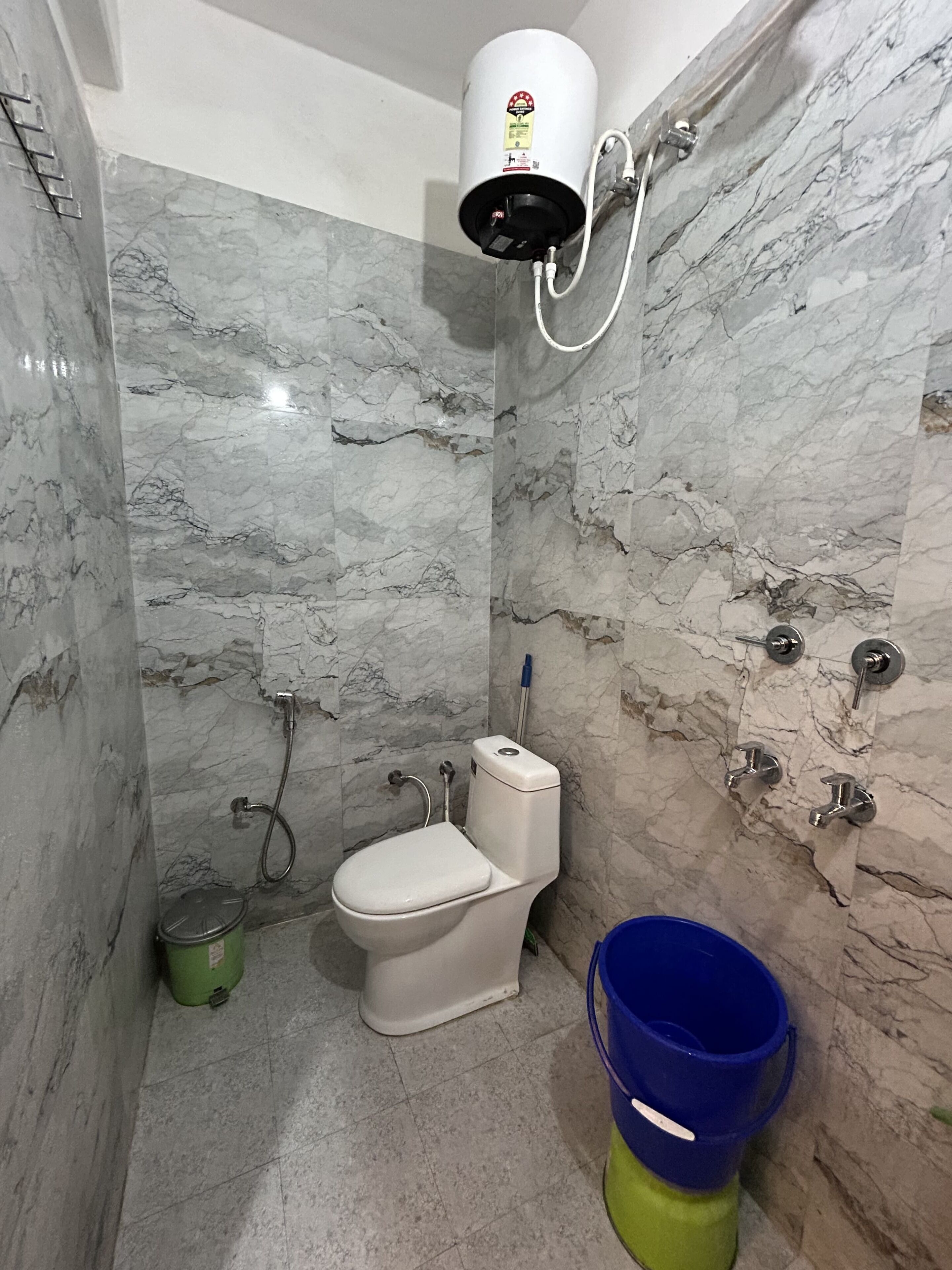 Shower, towels, soap, shampoo