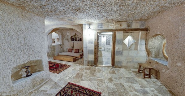 Individually decorated, individually furnished, free WiFi