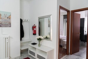 2 bedrooms, desk, iron/ironing board, travel crib