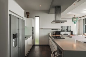 Villa, Balcony | Private kitchen