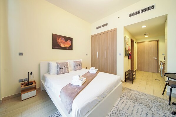 Comfort Studio, Balcony, City View