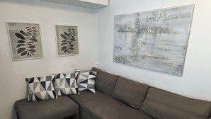 Living area - Gudrun´s studio apartment - 2 person. (Reykjavík)