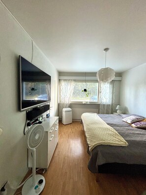 1 Schlafzimmer, Bügeleisen/Bügelbrett, Internetzugang, Bettwäsche