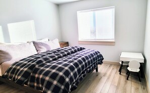 3 bedrooms, iron/ironing board, internet