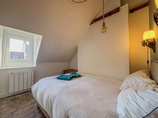 5 dormitorios, cuna de viaje, wifi y ropa de cama