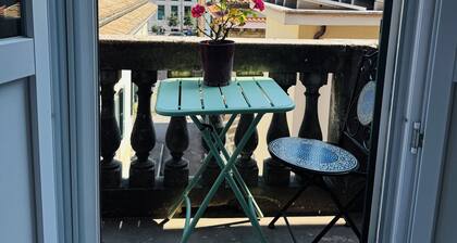 HERITAGE HOUSE in the heart of Pescara-Golden Sunset Apartment