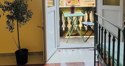 HERITAGE HOUSE in the heart of Pescara-Golden Sunset Apartment